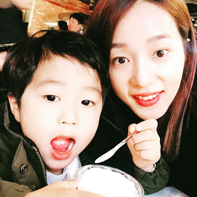 허양임 인스타그램 근황 보니 아들과 영화관 데이트! 고지용 부인, 고승재 엄마 재혼은 루머?