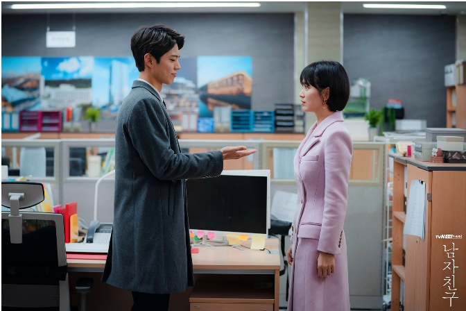 '남자친구' 박보검-송혜교에 시청자들 "매일이 힘들다".. 무슨 일? 정통멜로로 수목드라마 시청률 잡을까