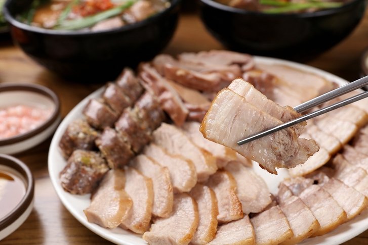 [보쌈 황금레시피] 잡내 완벽 제거, 수육 맛있게 삶는 법은?