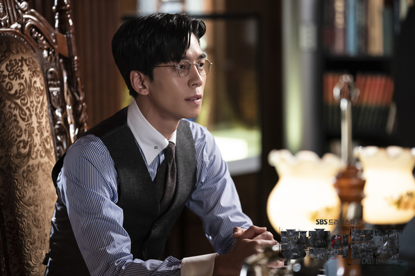 '황후의 품격' 신성록, 출중한 연기와 매력으로 여성 시청자 마음 사로잡아