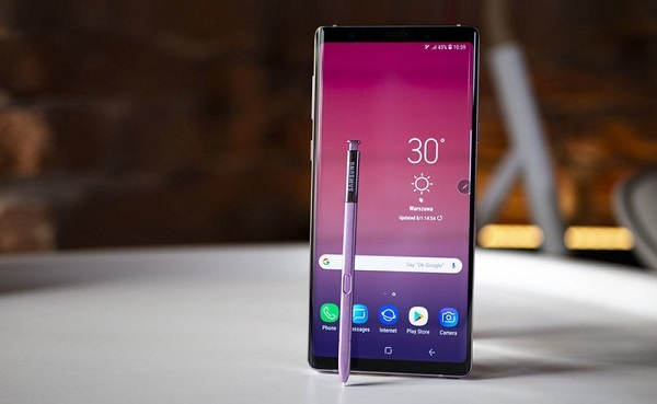 디럭스폰, 갤럭시노트9 40만원대 특가 아이폰XS, LG V40 최대 70% 할인 돌입