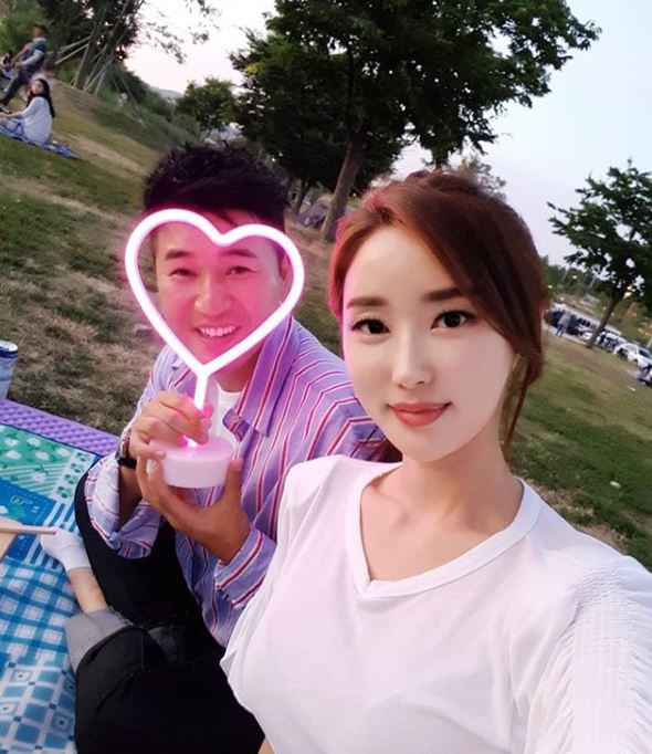 '연애의 맛' 황미나♥김종민도 결혼 임박? "가을쯤 스몰 웨딩 계획中…" 황미나 나이•학력•몸매 '화제'
