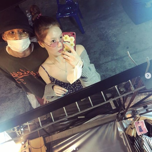 "싸이와 계약 후 기념 여행 중?" 현아♥이던 화끈한 커플 사진 …현아 이던 나이 및 새 소속사는?