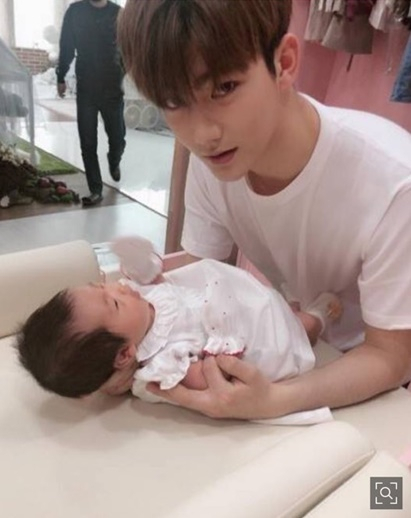 함소원-진화 '엄살이' "눈 부릅" 뜬 모습…함소원♥진화 나이 몇이길래?