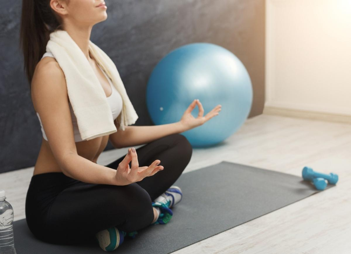 '생리전증후군' 월경전 생기는 원인은? 증상 완화에 도움되는 예방법 '이것'