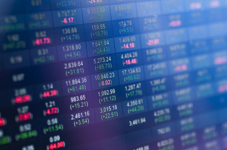 1월 마지막날 코스피 1.35포인트 떨어진 2,204.85로 마감…주식계좌 개설방법부터 주요용어