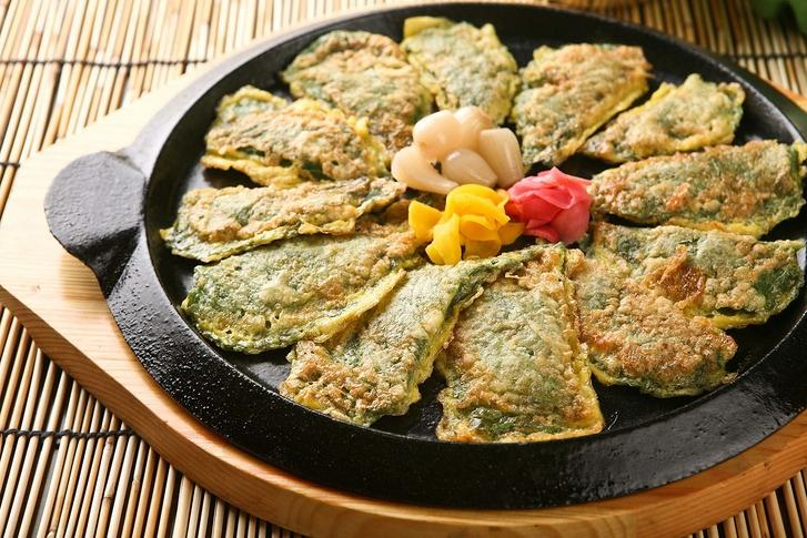 명절 전 종류 '고추전 만드는법' 매콤함이 일품, 체지방 감량 효능까지! 향긋한 '깻잎전'도 알아보자