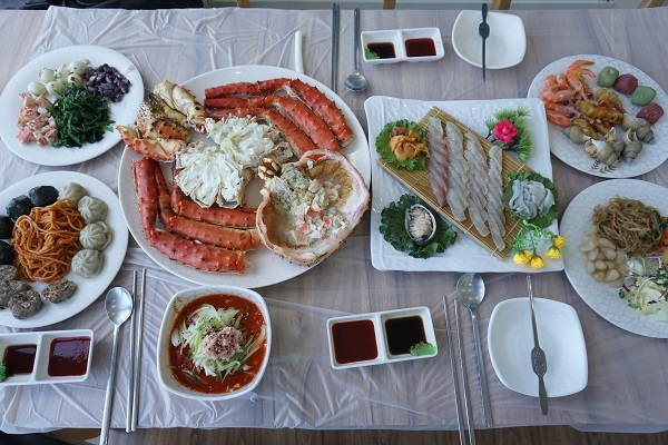 속초맛집 대포대게, 대게 저렴하게 제공 뿐 아니라 20여가지 푸짐한 스끼다시 즐길 수 있어