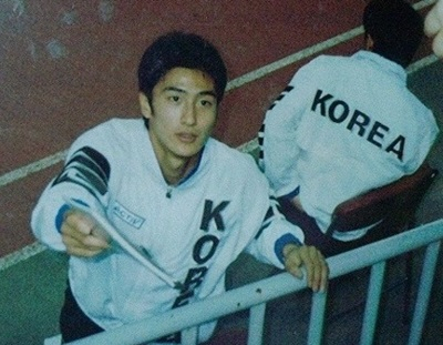 미모의 아내 얻으려 머리까지 잘랐다는 안정환, 리즈시절 배우 현빈과 CF까지?