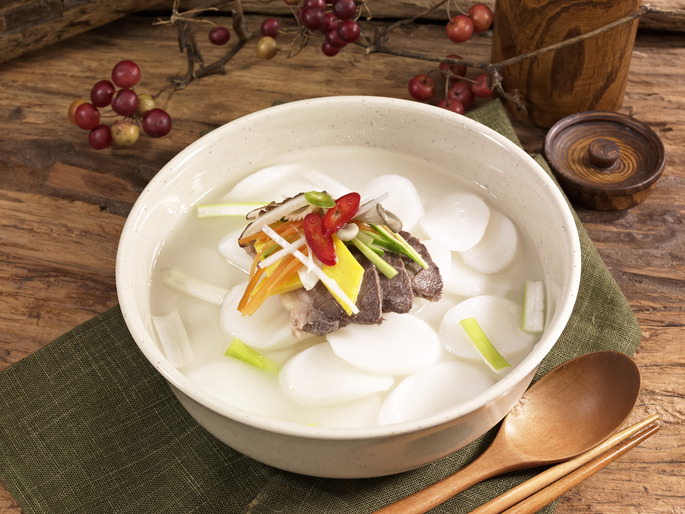 육수 없이도 떡국 가능? '꿀맛 보장' 백종원 소고기 떡국 끓이는 법 레시피 대공개! 떡국 먹는 이유는?