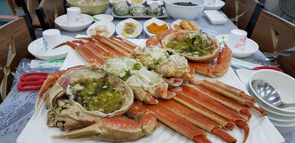 가성비 좋은 속초대게맛집, '팔도게찜' 신선한 대게 만나볼 수 있어 속초맛집으로 인기