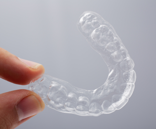 어서와 교정은 처음이지? 성공적인 치아교정을 위한 비용·기간·부작용 알아보기