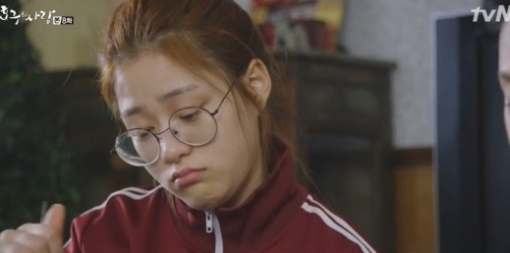 '이수경태도 논란' 4년전 일 다시 수면 위로, 막말에 눈물까지..'당시 나이가 몇살이었길래?'