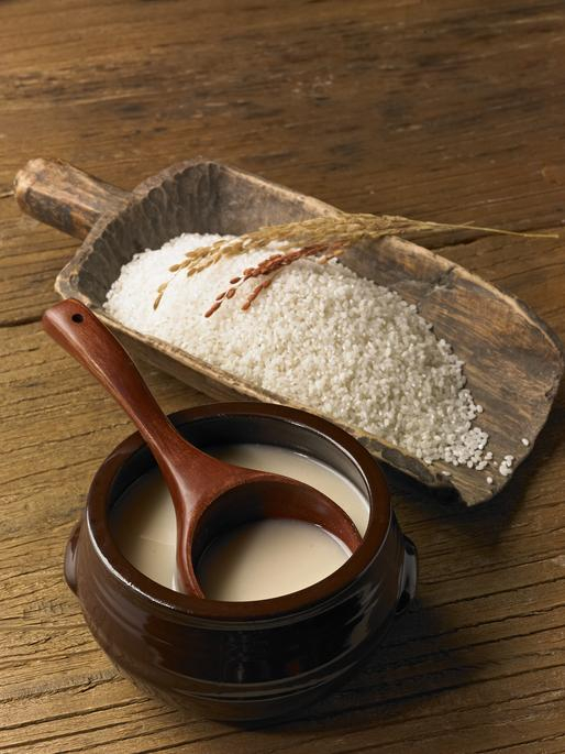 알코올을 제외하면 영양제를 먹는 것과 같다?…막걸리의 다양한 효능