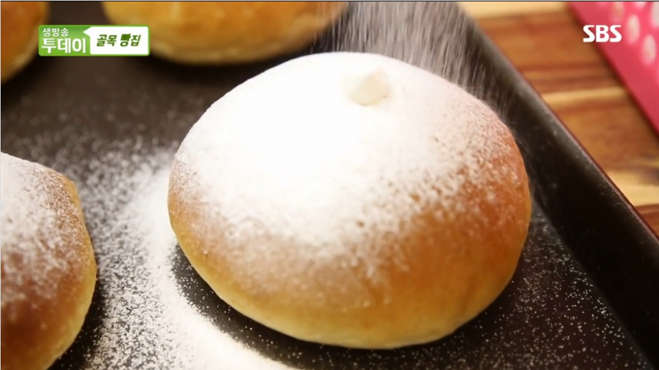 [오늘방송맛집] '생방송투데이' 수제군만두 후기 보니 깨물자마다 터진다.. 골목빵집 단팥빵, 구운 크로켓 위치는?