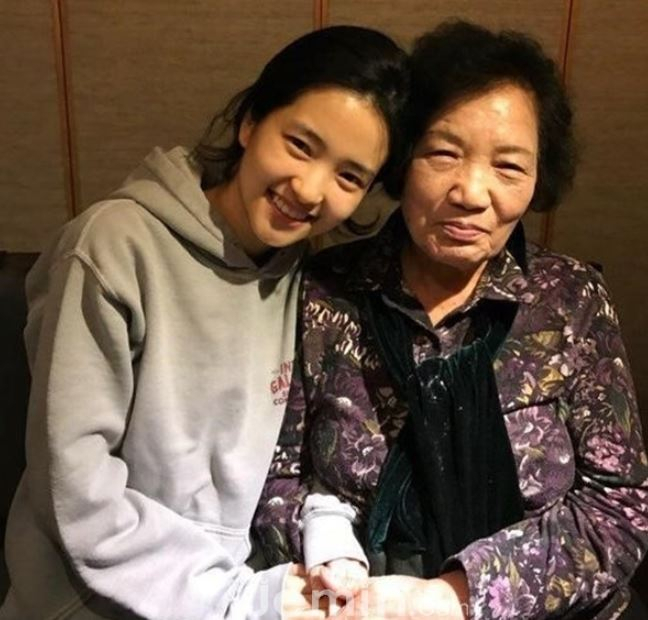 이한열 열사 누구? '1987' 여진구 직접 묘소 찾기도…배우 김태리 유족 찾아뵙고 사과한 이유는?