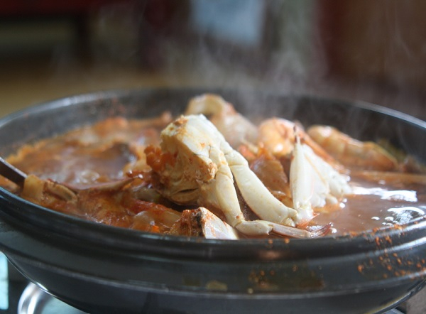 안면도맛집 일송꽃게장백반의 게국지와 꽃게 요리