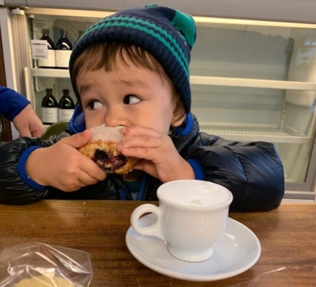 윌리엄 최애 음료, 베이비치노(Babycino)? "우유에 마시멜로우 풍덩 카푸치노 같아"