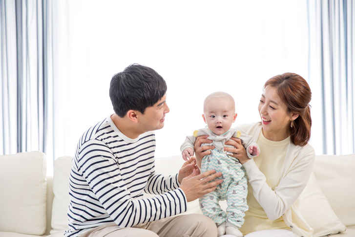 "임신부터 육아까지 하나로" 국민행복카드 발급 방법은? 바우처 등록과 사용법까지