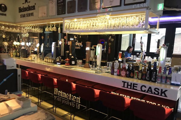 양질의 드래프트 맥주 맛 선보이는 최다 퀄리티 인증 홍대맥주맛집 눈길 