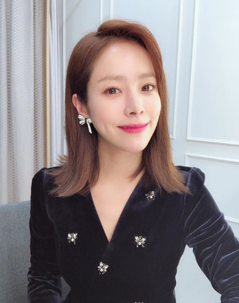 '눈이 부시게' 한지민, 상대역 남주혁에 대한 생각이...'나이차 느껴지지 않는 완벽 비주얼'