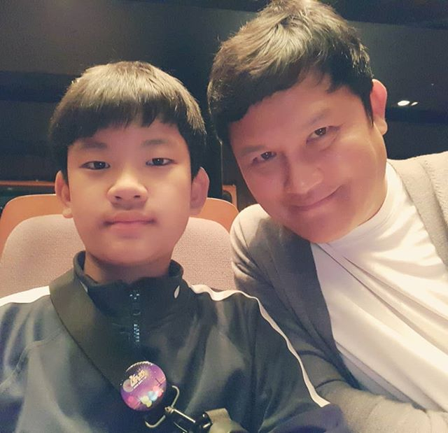 '라디오스타' 강성진, 아들에게 벌써 조기교육? 뮤지컬꿈나무, '희귀병' 이겨내고 뮤지컬 관람까지