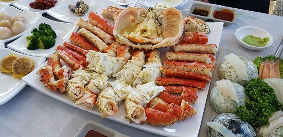 속초맛집 동명항게찜, 동해바다가 한 눈에 보이는 곳에서 대게의 깊은 맛 즐길 수 있어