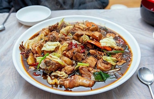 안동찜닭골목맛집 밀레니엄안동찜닭, 오랜 기간 연구한 독창적인 레시피로 차별화