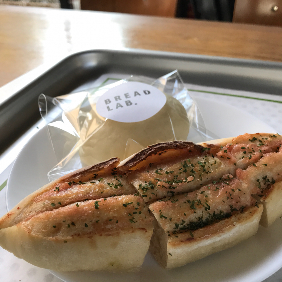 [오늘방송맛집] '생방송투데이' 골목빵집 실제 맛에 "왜 부드럽지?" 초코인절미찰빵, 단팥빵 위치는?