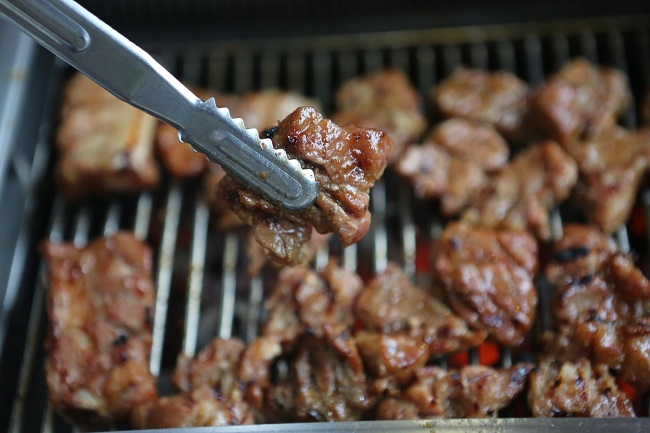 인천 주안 맛집 "정자돼지왕갈비", 차별화된 숙성고기와 특제양념으로 인기