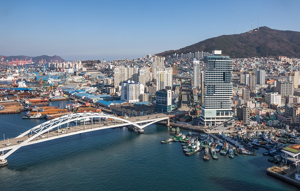 부산 영도에 도심.바다전망 갖춘 유럽풍 '라발스호텔' 28일 오픈