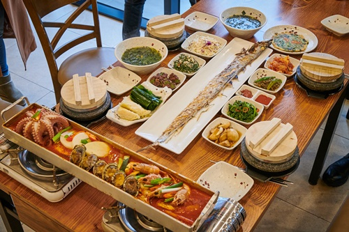 제주도 서귀포 중문 갈치조림 맛집 '색달식당' 제주 여행에서 즐길 수 있는 식도락