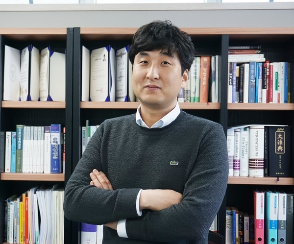 창원개인회생 전문 성산 공현필 변호사, "개인회생 신청 신중히 준비해야"