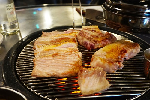 제주 함덕 맛집, 제주 현지인들이 맛보고 관광객들도 반하는 '저팔계깡통숯불구이'