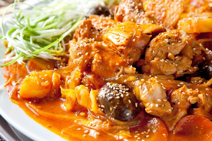 [저녁 메뉴 추천] 인기만점 '닭볶음탕 레시피' 모음…백종원·김수미·봉준호의 닭볶음탕 만드는 법은?