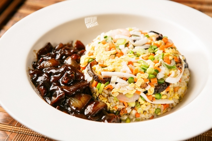 [오늘 저녁 뭐먹지?] 집에서 만드는 '볶음밥 레시피', 새우볶음밥·백종원 김치볶음밥 등 황금 레시피는?