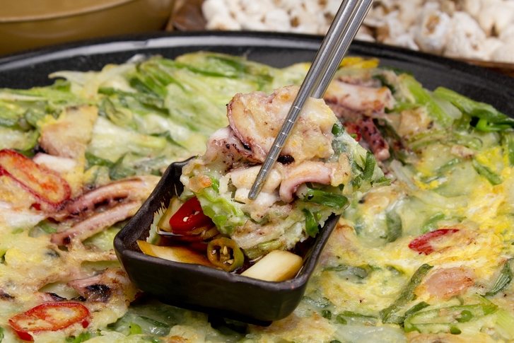 7월초 장마시기 예상, 비와 어울리는 파전 만들기…백종원·김수미 '해물파전' 레시피는?