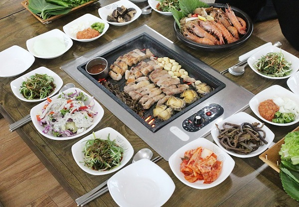 성산일출봉 맛집 '모구리식당', 제주 흑돼지 맛집 코스로 찾는 여행객들 많아