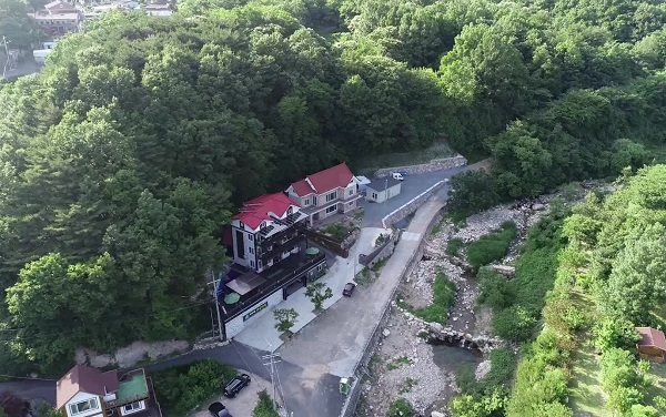 한적한 계곡 속의 울산수영장펜션 라온펜션, 울산가족여행객들이 선호