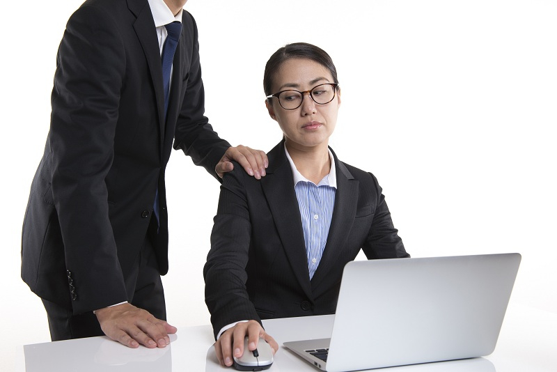 가부장제 피해자, 여성만이 아니야…남성도 신체 및 정신적 피해 입어