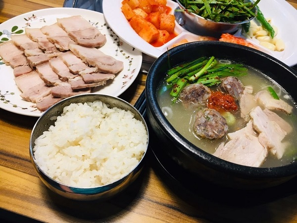 해운대막창 즐기기 좋은 부산곱창집돼지국밥, 해운대맛집으로 떠올라