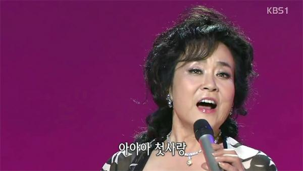 가수 이미배 올해 나이에 `깜짝` 남편과 결혼하려 가출까지? "나중에는 못이기는 척 하고.."