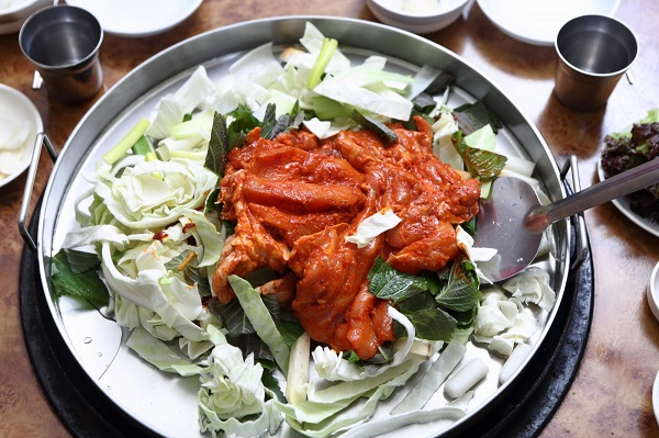 삼척 쏠비치 맛집 3대 닭갈비 호반에서 맛보는 담백한 가을여행